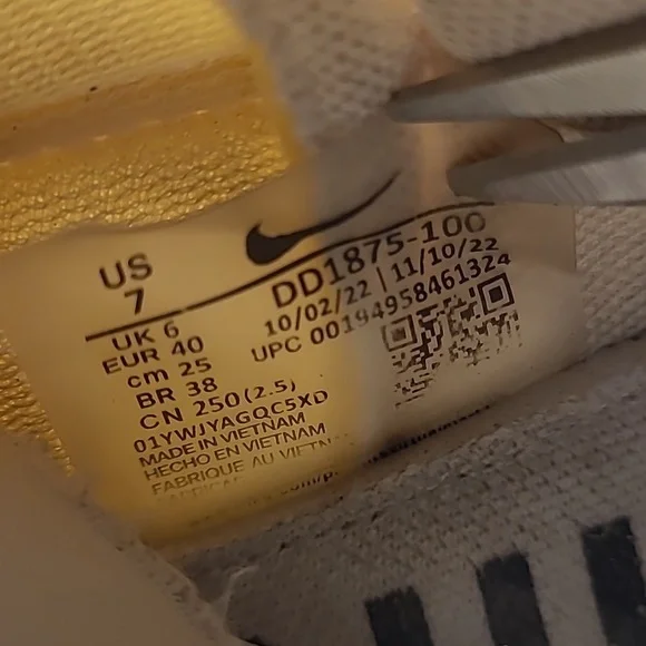 Nike x Sacai VaporWaffle Sail Gum Sneakers